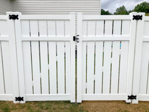 Best vinyl fences in St. Louis and the surrounding area.