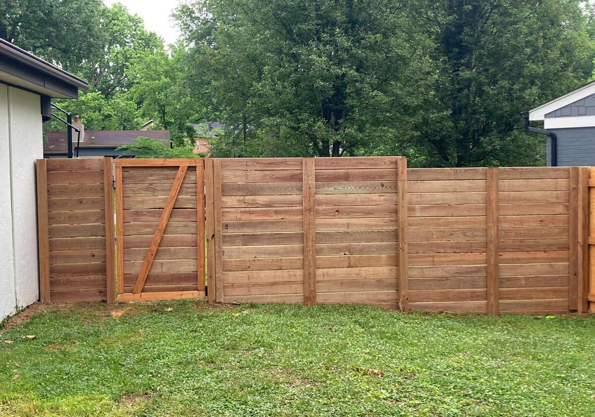 The best horizontal wood fences in St. Louis are found at Western Fence & Deck.